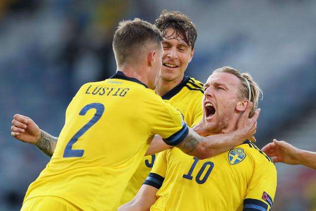 包含瑞典队vs乌克兰队的词条