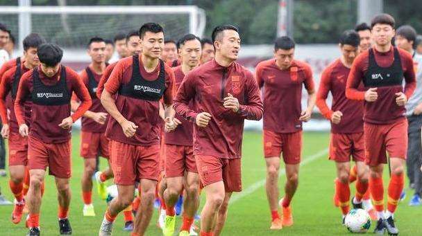 中国男子足球，中国男子足球主教练吗
