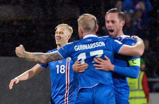 冰岛足球段子，冰岛足球段子是真的吗吗