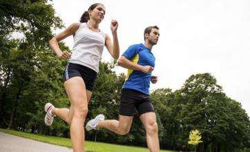 慢跑多久能减肥，慢跑多久开始燃烧脂肪吗