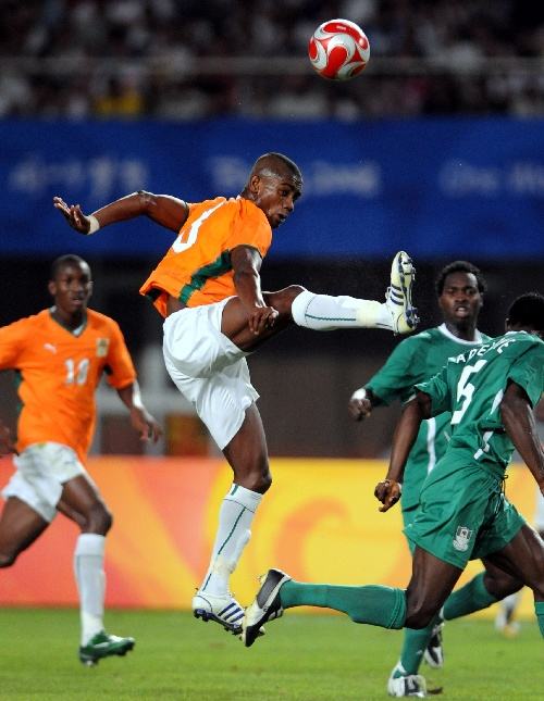 尼日利亚足球，尼日利亚足球名宿吗