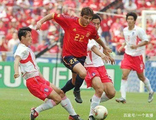 02年世界杯中国队，02年世界杯中国队10号球员吗