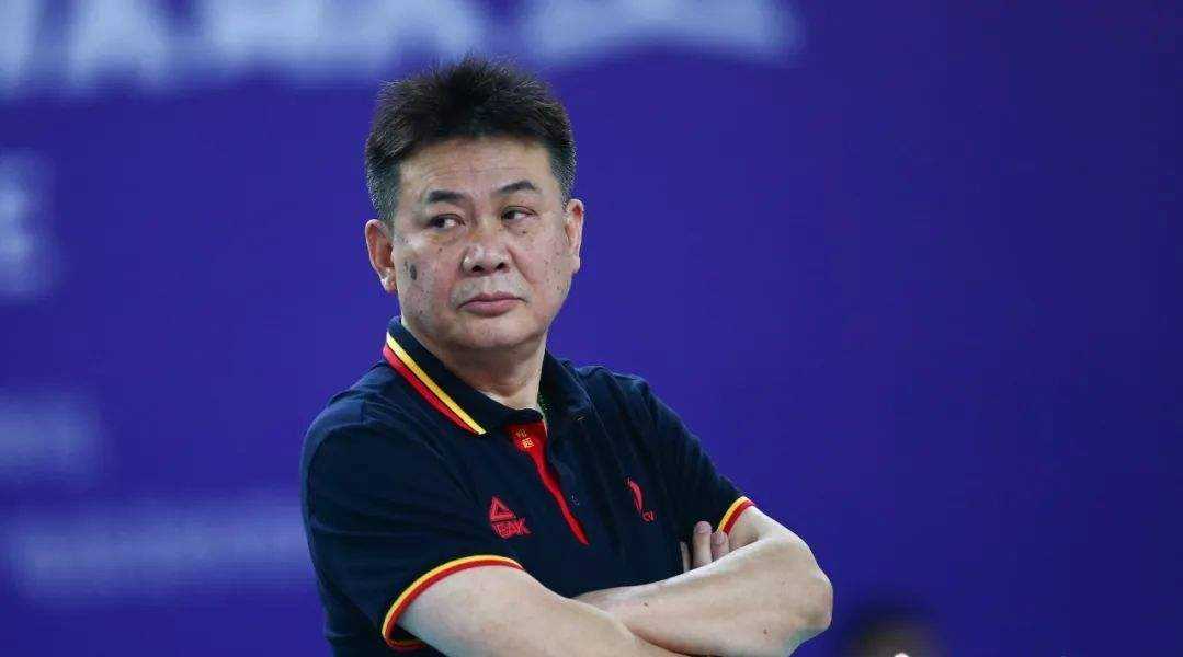 中国女排历任主教练的简单介绍